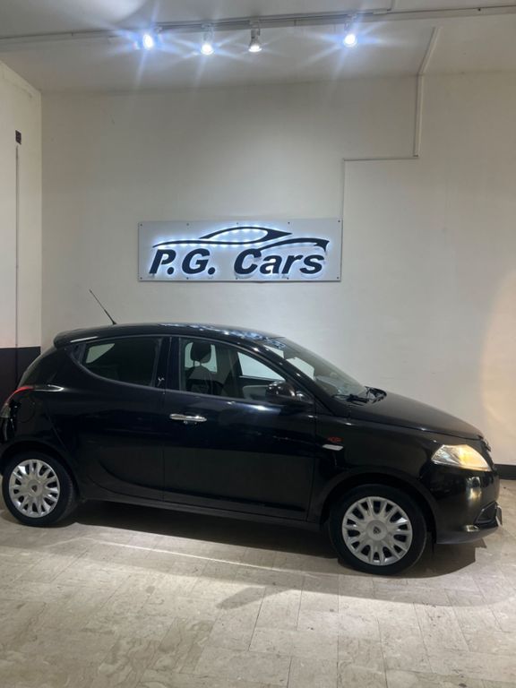 Lancia Ypsilon 2014