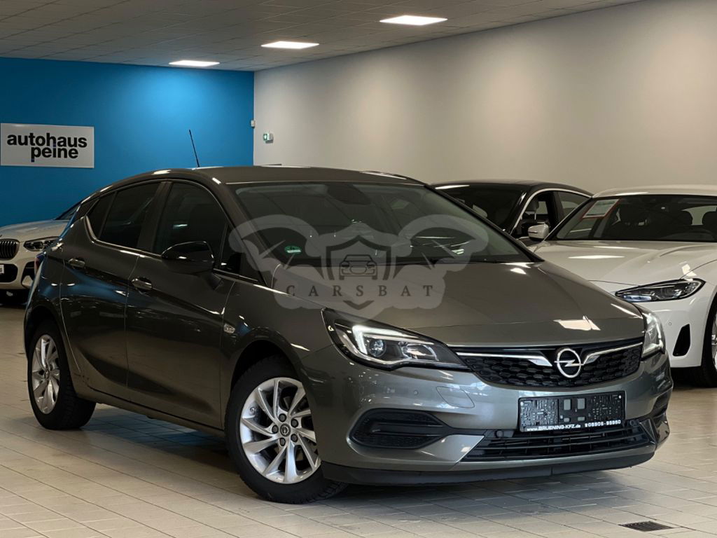 Opel Astra 2021