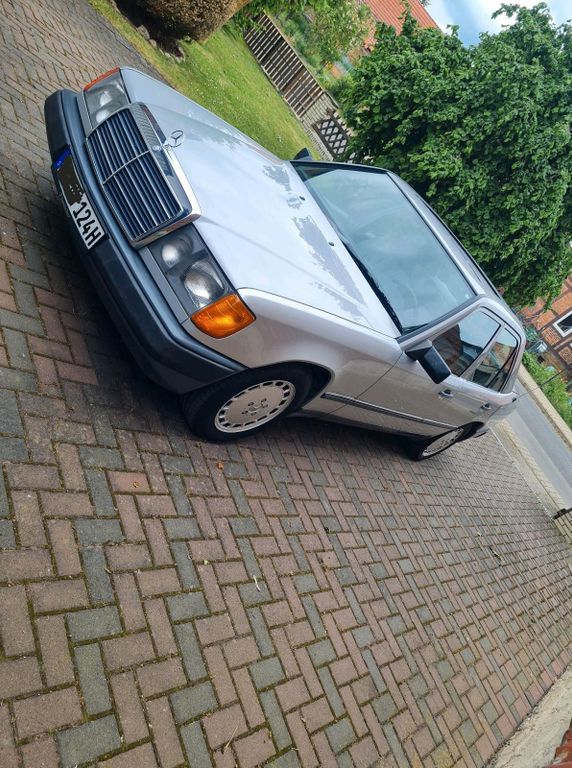 Mercedes-Benz 250 1989