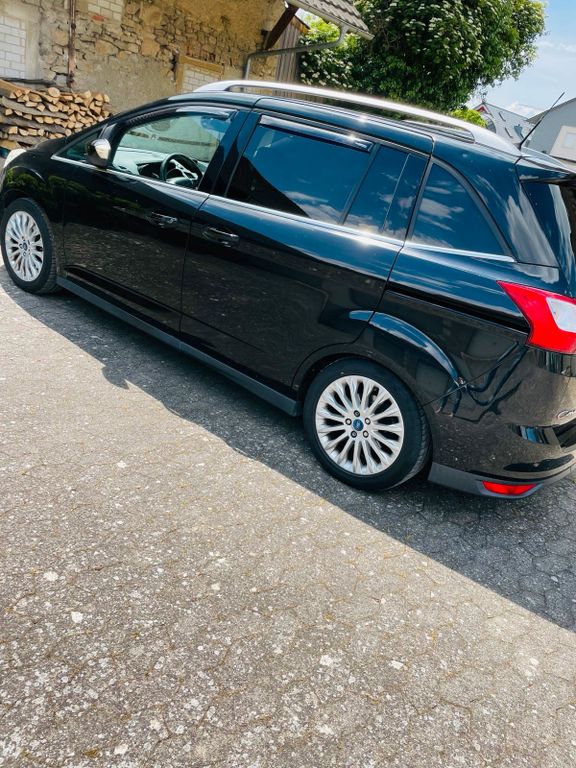 Ford Grand C-Max 2011