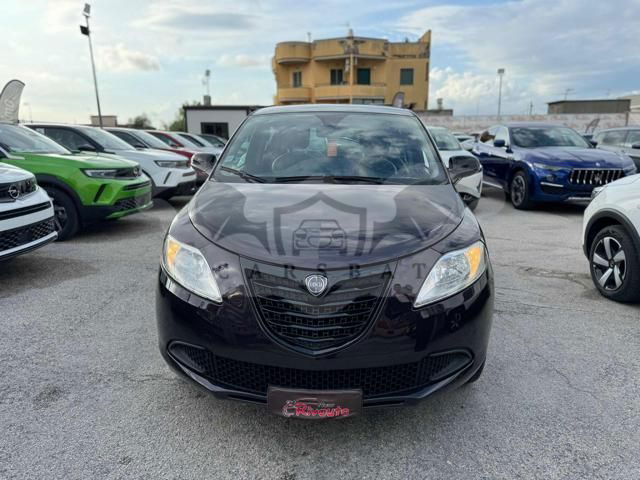 Lancia Ypsilon 2014