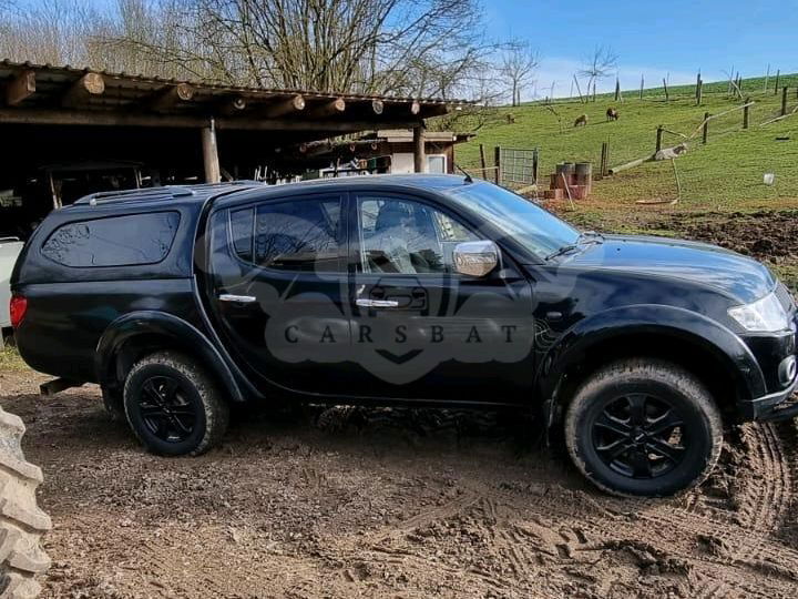 Mitsubishi L200 2012