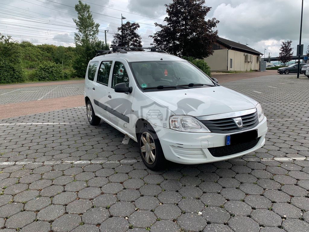Dacia Logan 2011