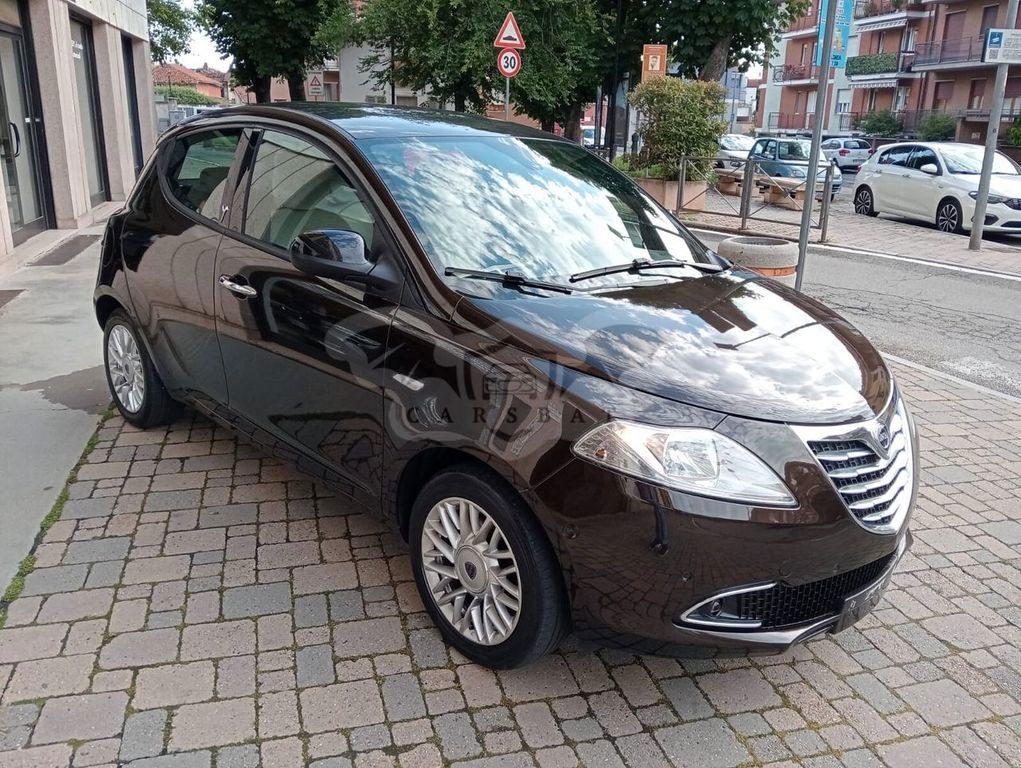 Lancia Ypsilon 2014