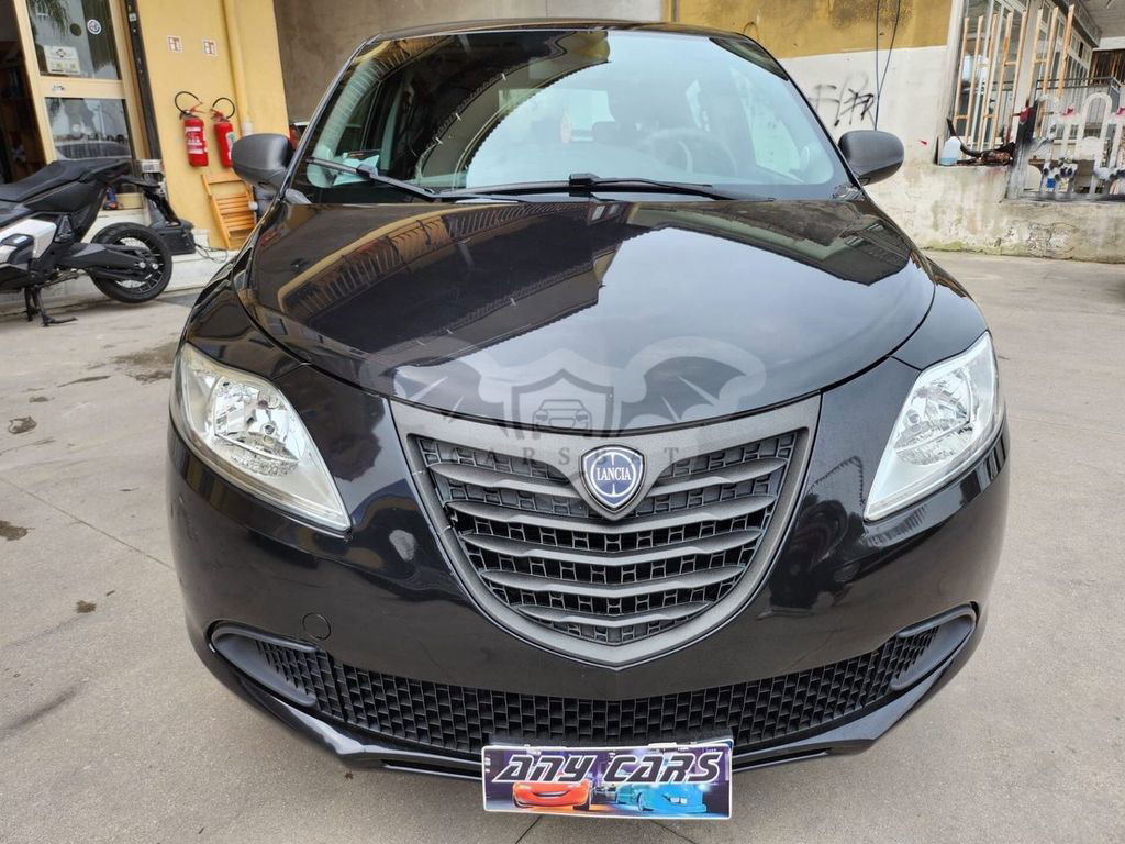 Lancia Ypsilon 2015