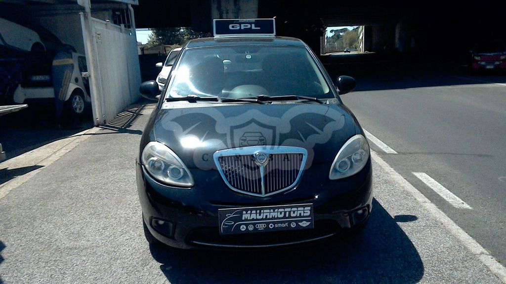 Lancia Ypsilon 2011