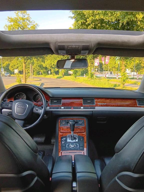 Audi A8 2024