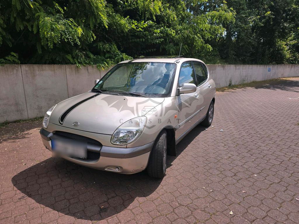 Daihatsu Sirion 1998