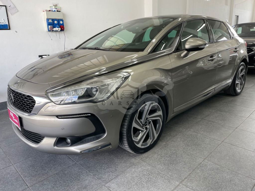 DS DS5 2015