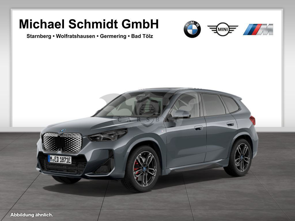 BMW iX1 2024