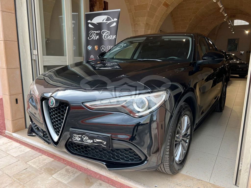 Alfa Romeo Stelvio 2021