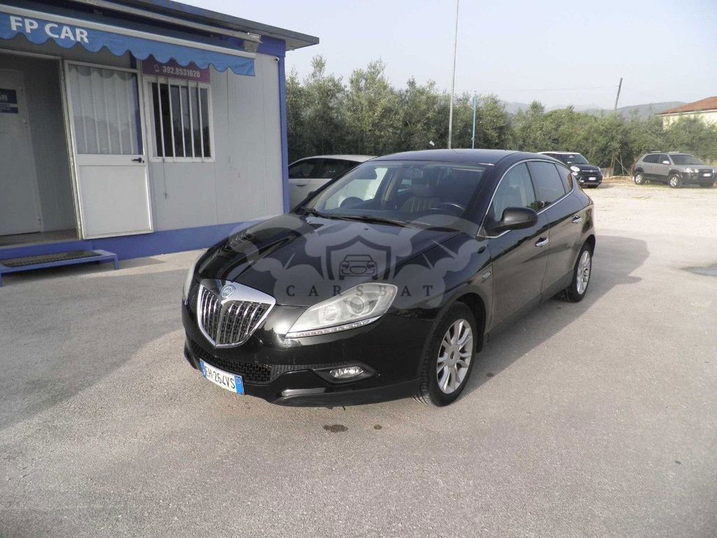 Lancia Delta 2011