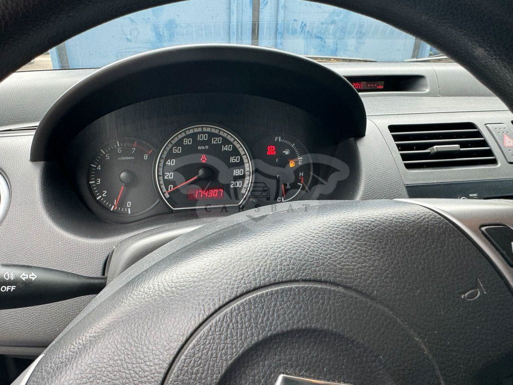 Suzuki Swift 2005