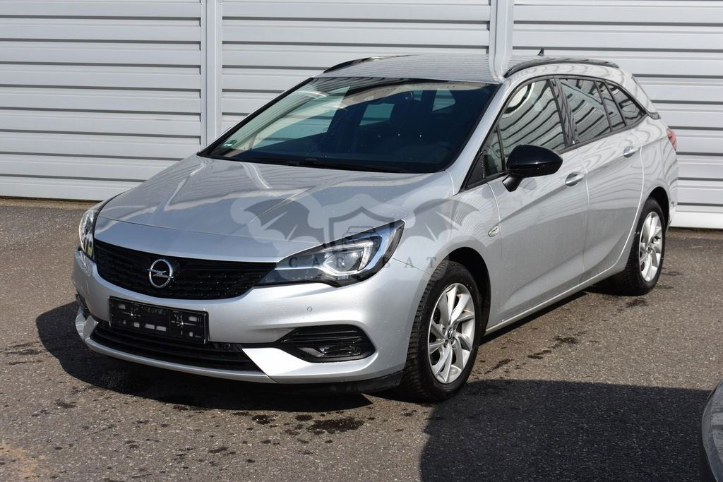 Opel Astra 2021