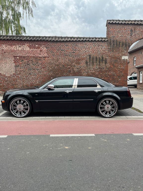 Chrysler 300C 2005