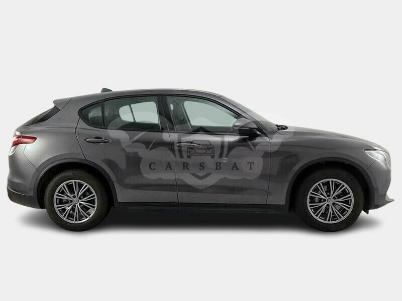 Alfa Romeo Stelvio 2021