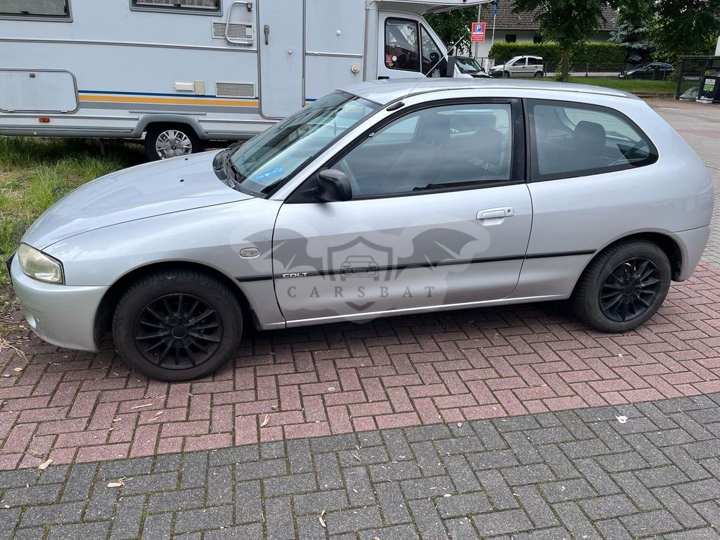 Mitsubishi Colt 2001