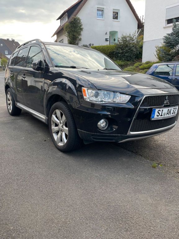 Mitsubishi Outlander 2013