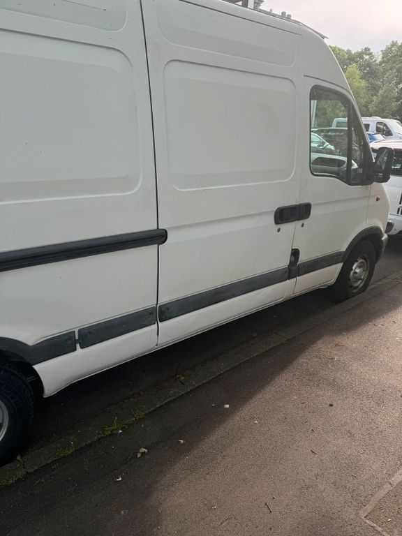 Renault Master 2000