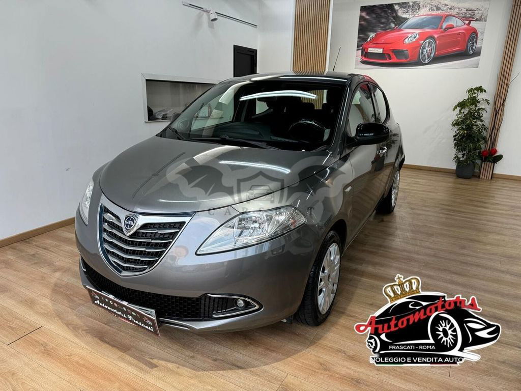 Lancia Ypsilon 2014