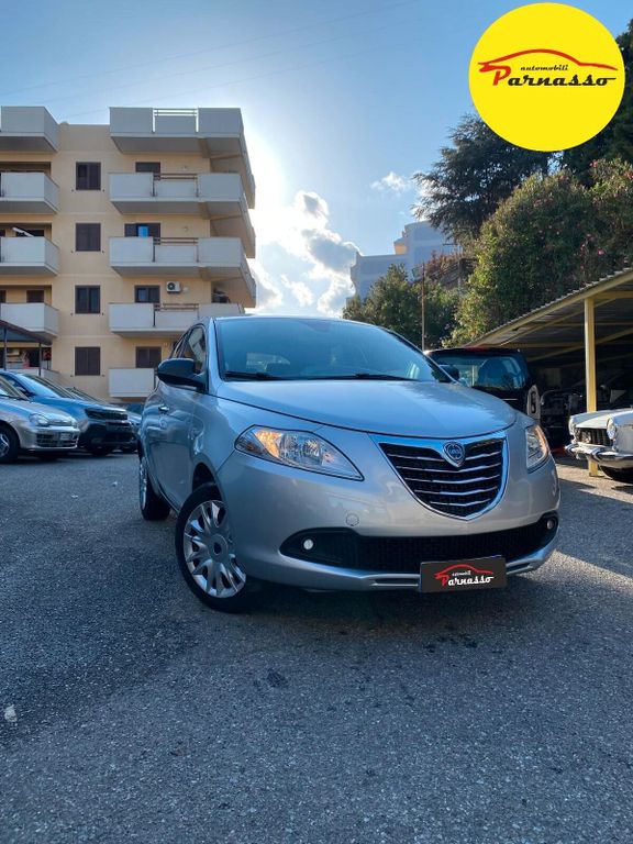 Lancia Ypsilon 2014