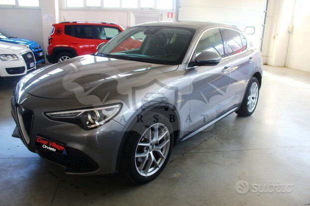 Alfa Romeo Stelvio 2017