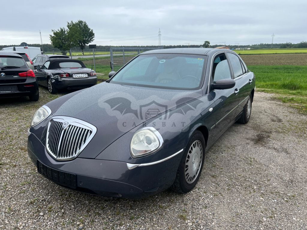Lancia Thesis 2002