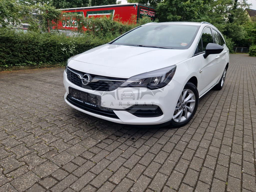 Opel Astra 2021