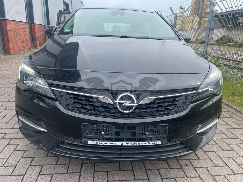 Opel Astra 2022