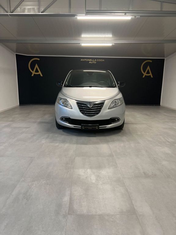 Lancia Ypsilon 2014