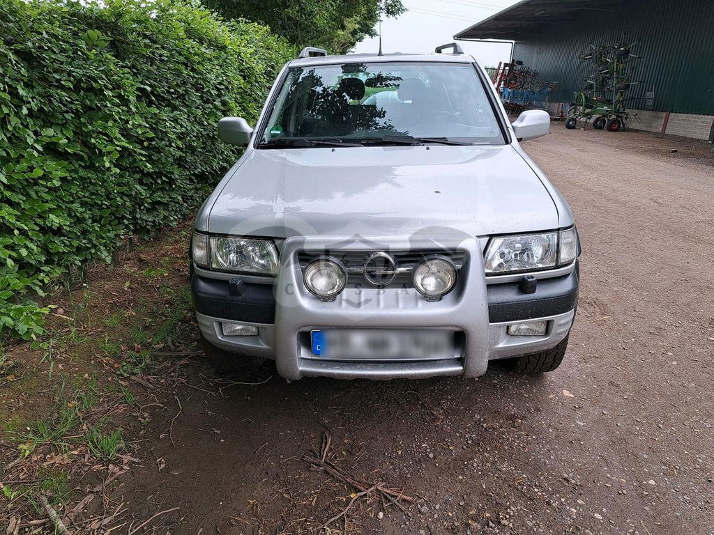 Opel Frontera 2002