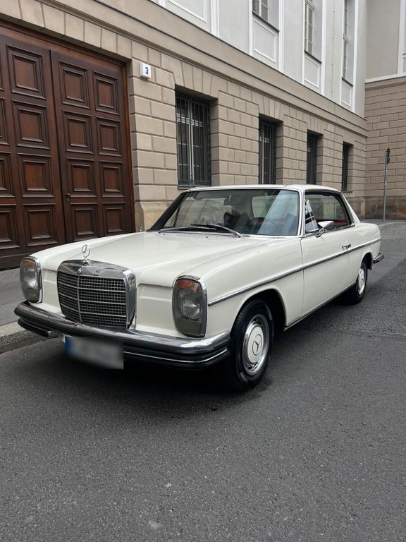 Mercedes-Benz 250 1971