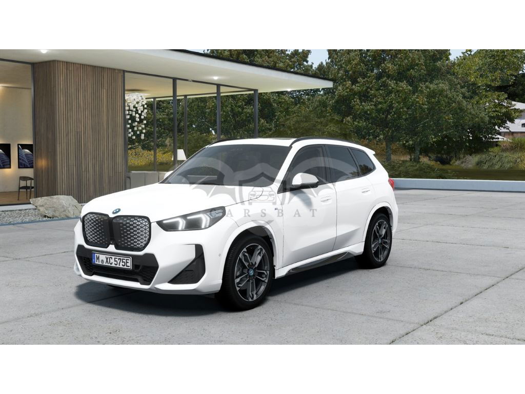 BMW iX1 2024