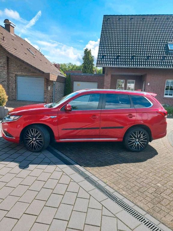 Mitsubishi Outlander 2020
