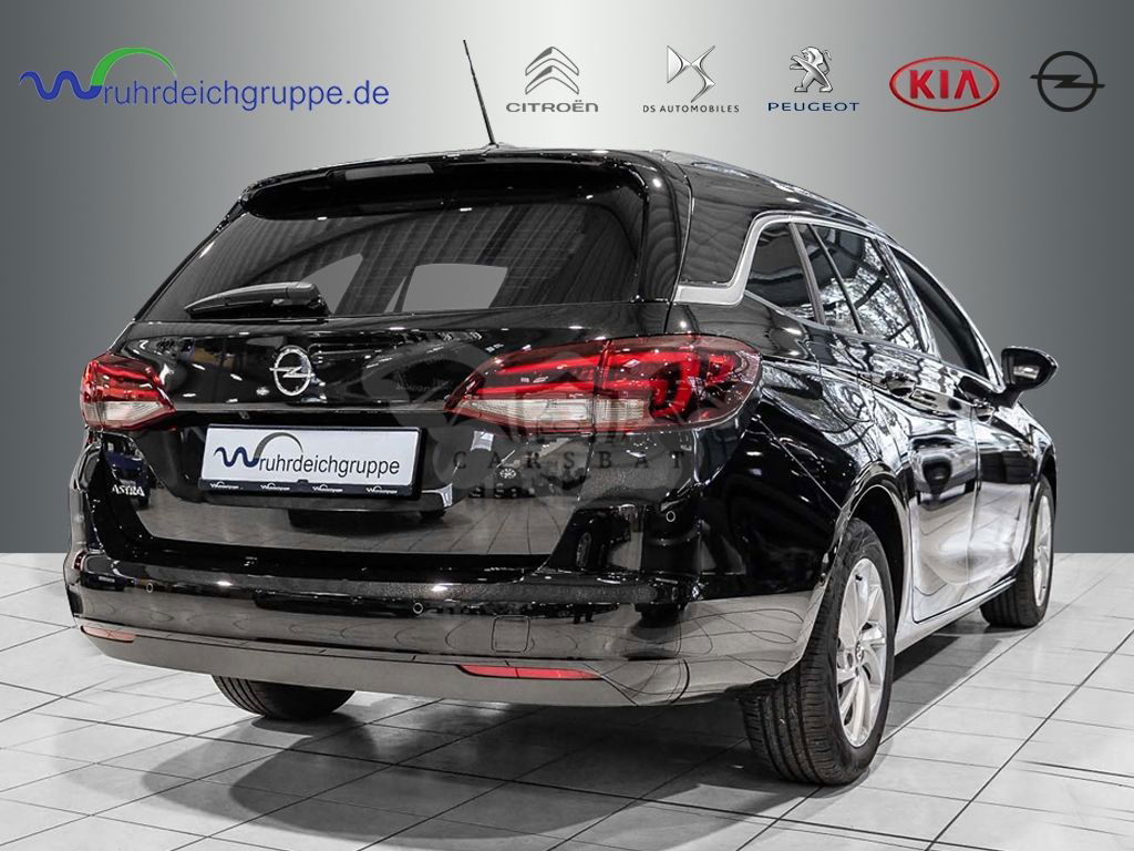 Opel Astra 2021
