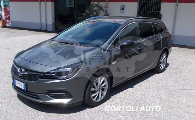 Opel Astra 2021