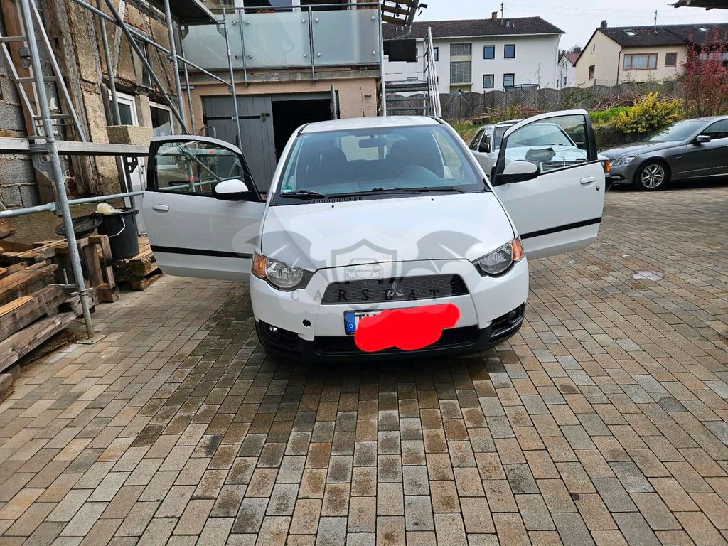 Mitsubishi Colt 2013