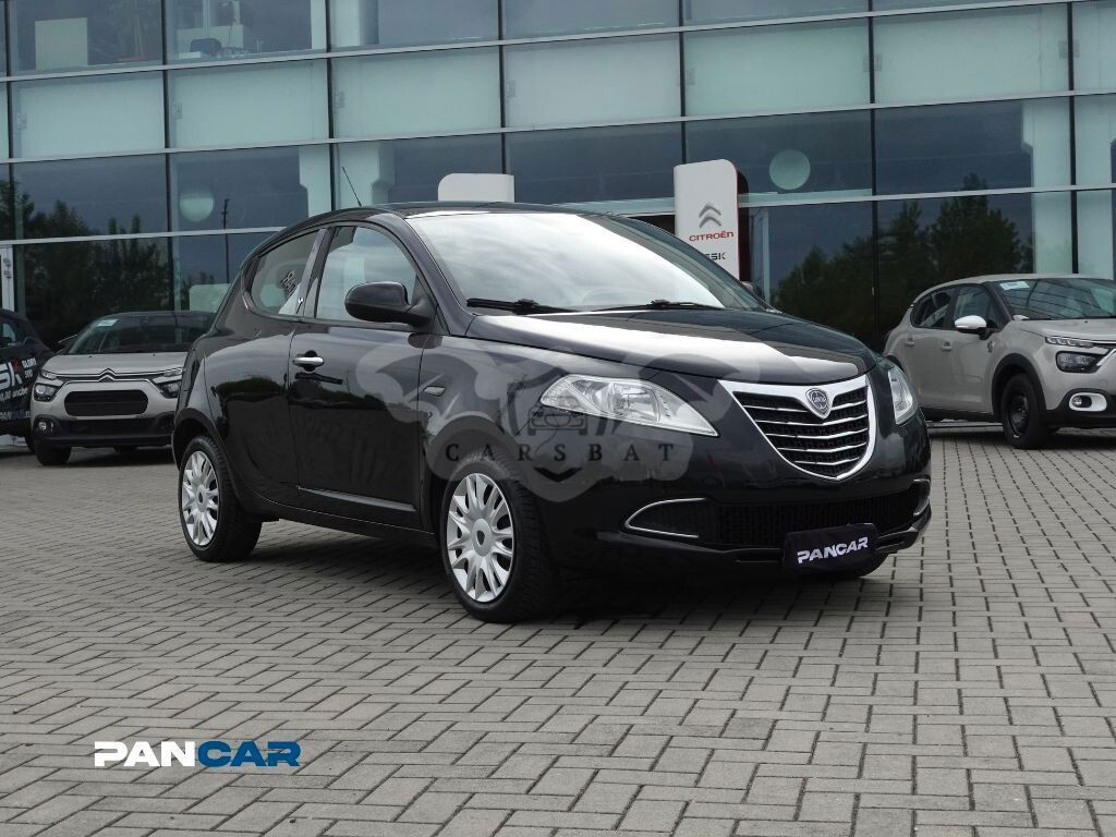 Lancia Ypsilon 2011