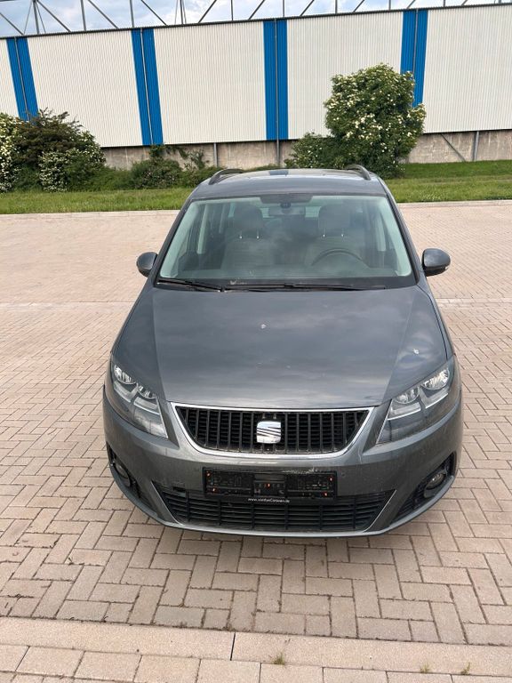 Seat Alhambra 2013