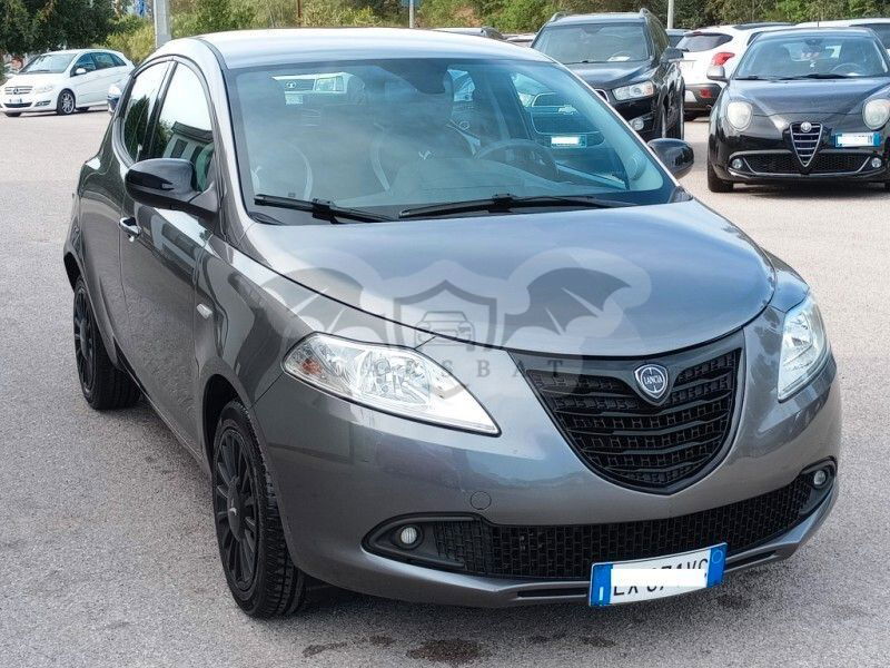 Lancia Ypsilon 2014