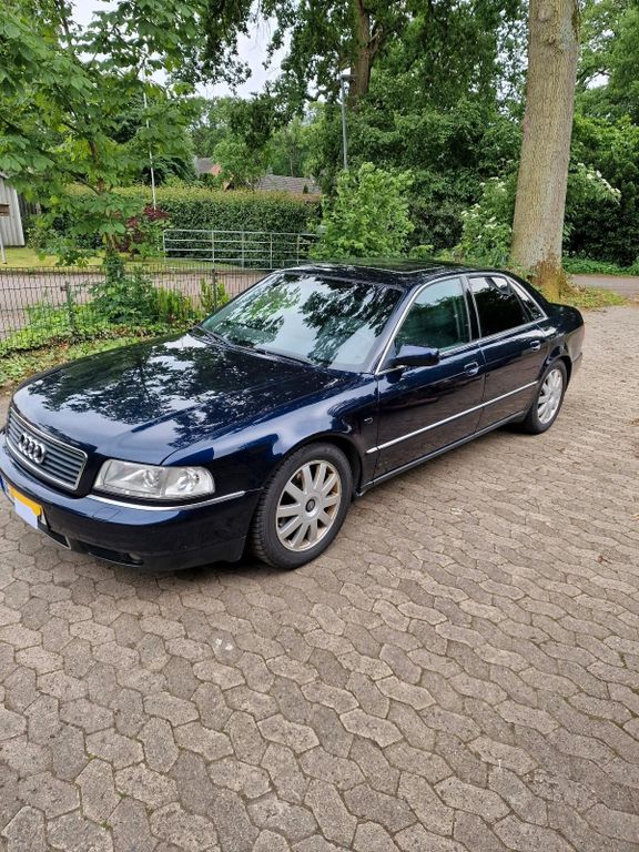 Audi A8 1999