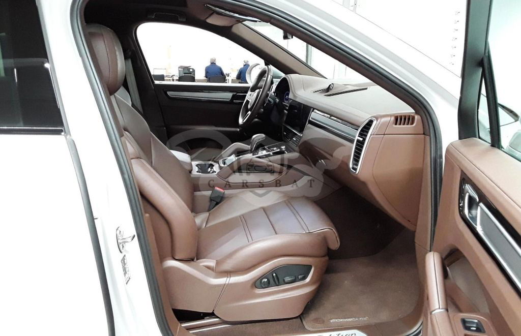 Porsche Cayenne 2022