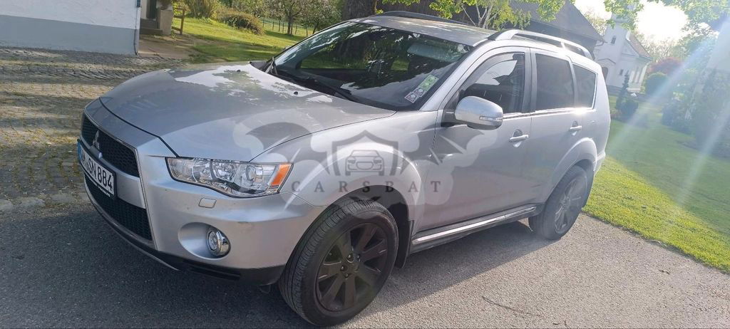 Mitsubishi Outlander 2011