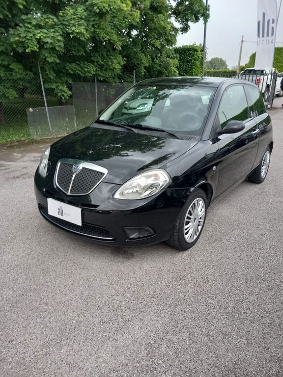 Lancia Ypsilon 2009
