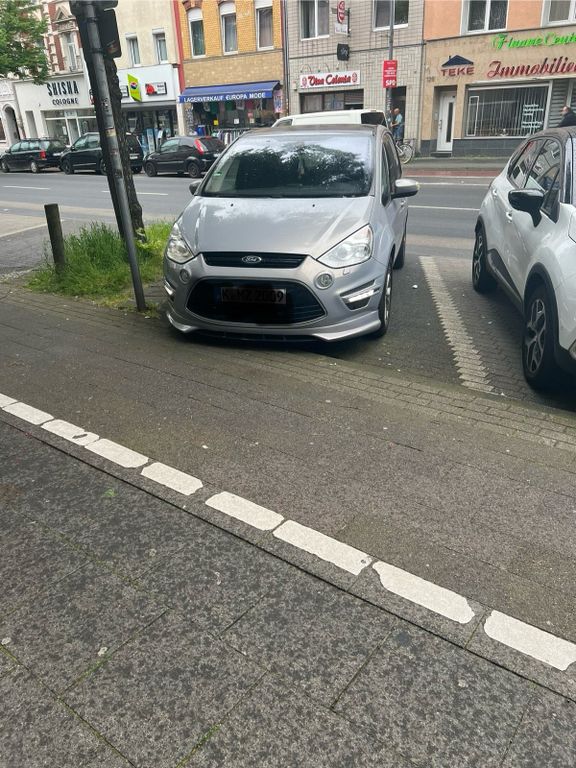 Ford S-Max 2012