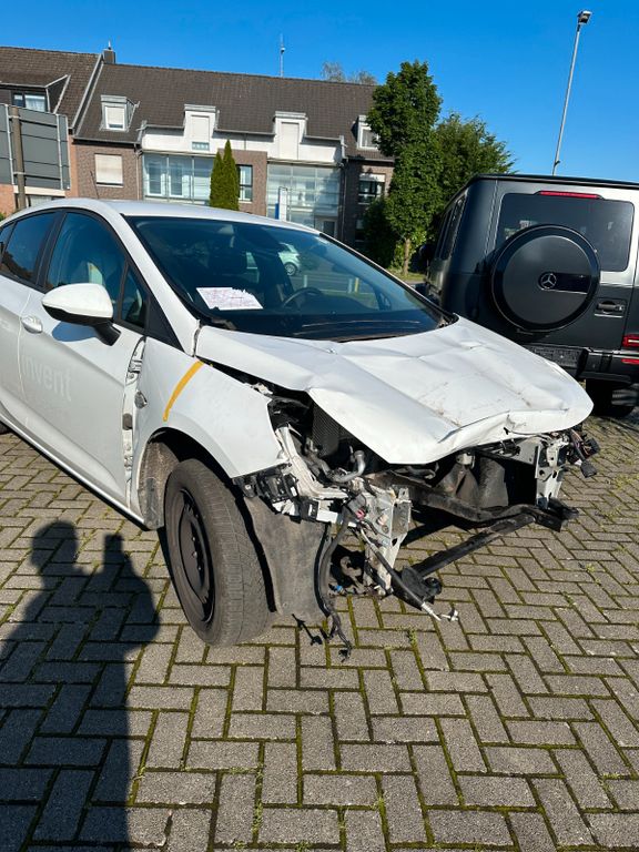 Opel Astra 2020