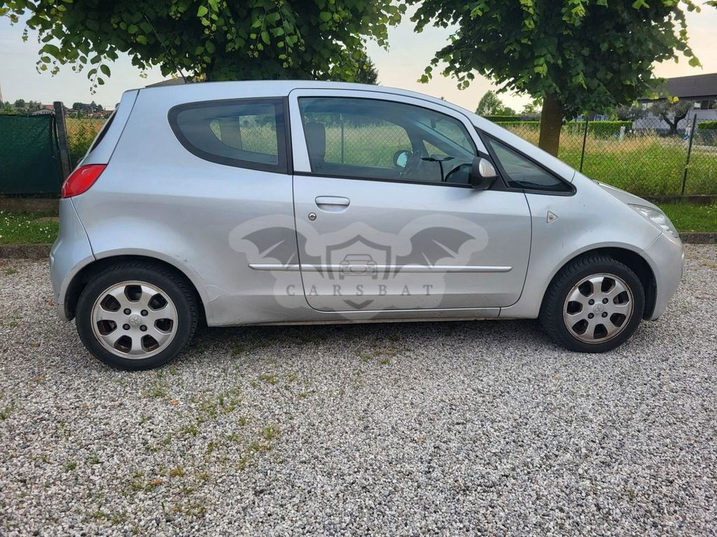 Mitsubishi Colt 2006