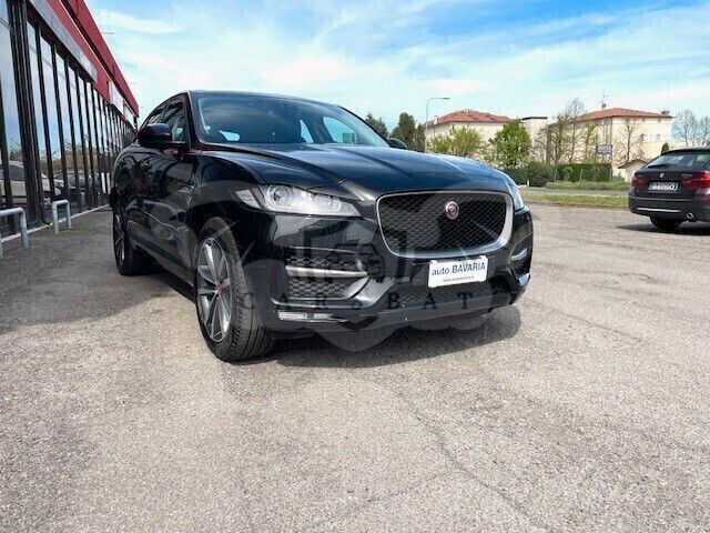 Jaguar F-Pace 2017