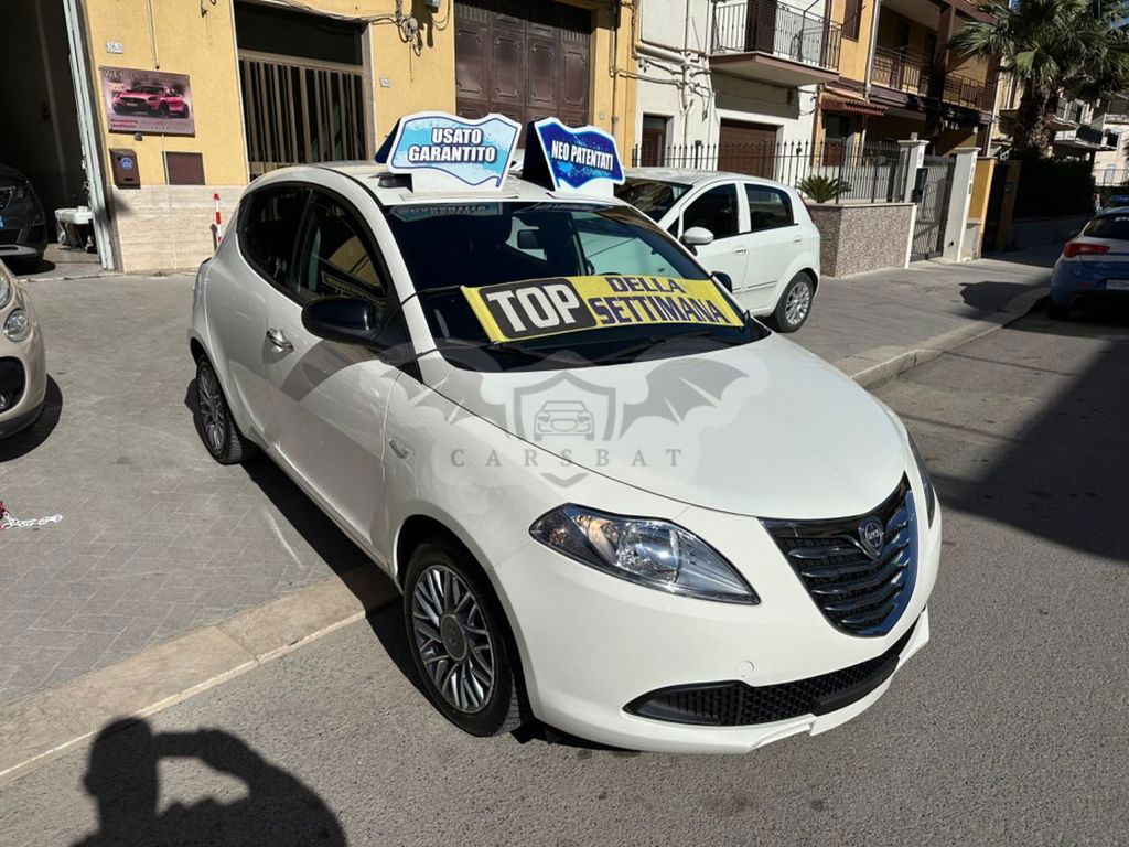 Lancia Ypsilon 2011