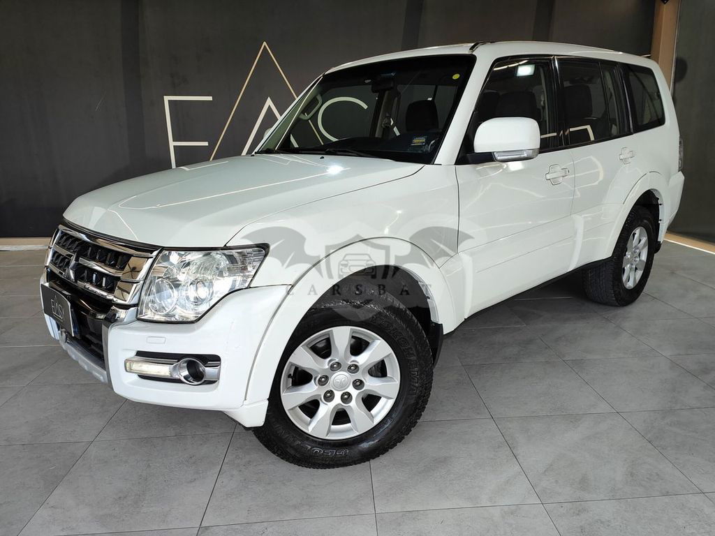 Mitsubishi Pajero 2016